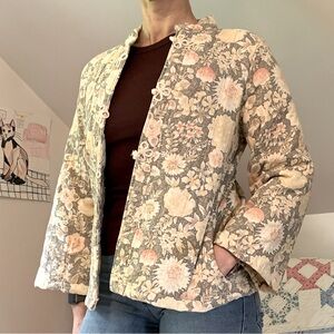 Quilted jacket. Size 8/10.